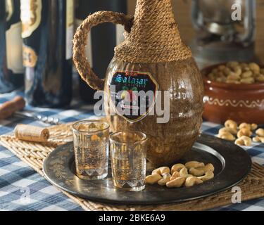 Kaju feni Cashew Spirituose Getränk Goa Indien Stockfoto