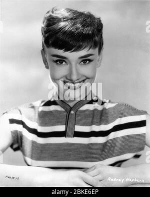 AUDREY HEPBURN 1953 Werbeportrait von BUD FRAKER für Paramount Pictures Stockfoto