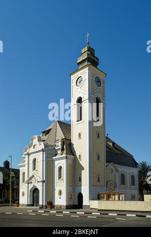 Swakopmund, Namibia/Afrika - 20. Mai 2017: Deutsche Evangelisch-Lutherische Kirche im Zentrum von Swakopmund, Namibia, Afrika. Stockfoto