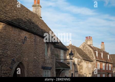 Erhaltung Kulturerbe Erhaltung Old English Village Cotswolds Cotswolds Steingebäude Architektur Lacock Village hither Way, Lacock, SN15 Stockfoto