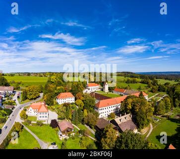 Luftaufnahme, Kloster Wessobrunn, Pfaffenwinkel, Oberbayern, Bayern, Deutschland Stockfoto