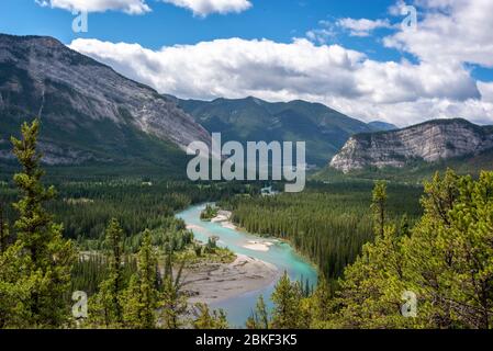 Luftaufnahme des Bow River Valley, Banff National Park, Alberta, Kanada Stockfoto