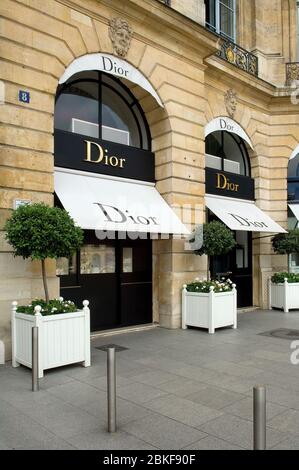 Außenansicht des Christian Dior-Shops im Place Vendome Paris, Frankreich Stockfoto