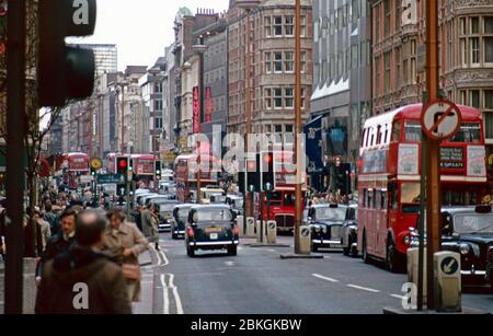 Oxford Street, 12. April 1983, London, England, Großbritannien Stockfoto