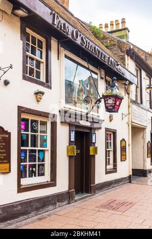 TAM O'Shanter Inn, High Street, Ayr, Schottland, ein lizenzierter Pub, der den literarischen Werken von Robert Burns, dem schottischen Nationalbarden, gewidmet ist. Stockfoto