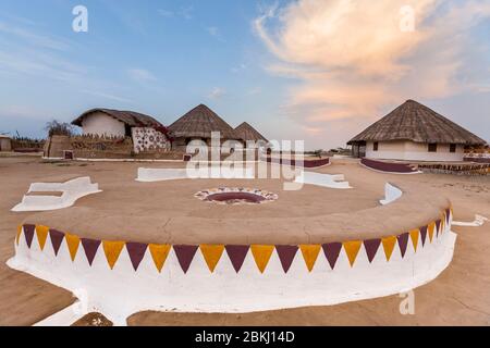 Indien, Gujarat Staat, Kutch Region, Hodka Dorf, in der Nähe von Bhuj, Luxus und umweltfreundliche Unterkunft in der Wüste Stockfoto