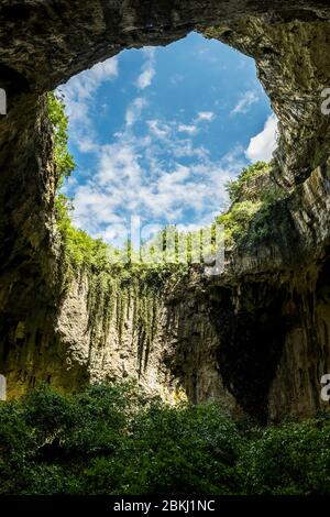 Bulgarien, Lovetch, Letnitsa, Devetaschka Höhle Stockfoto