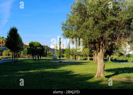 Frankreich, Alpes-Maritimes, Nizza, Altstadt, Paillon Promenade, Skulptur von Michelangelos David Stockfoto