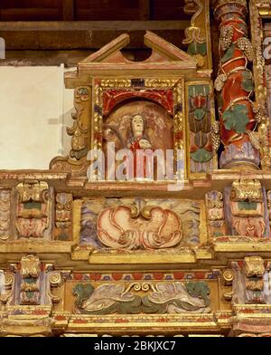 Die christliche Märtyrerin Lucy (283-304). Romanische Schnitzerei von Santa Lucia. Detail des barocken Altars, 18. Jahrhundert. Kirche von Santiago. Barbadelo, Provinz Lugo, Galicien, Spanien. Stockfoto