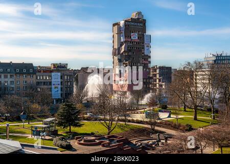 Sprengung eines Versicherungsgebäudes in Dortmund Stockfoto