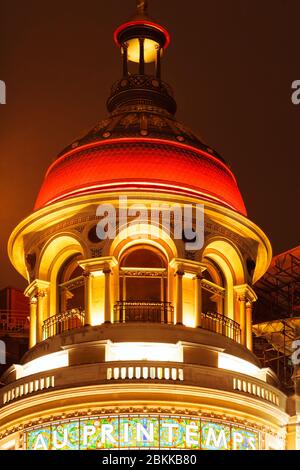 Turm des Printemps Kaufhauses am Boulevard Haussmann in Paris, Frankreich Stockfoto