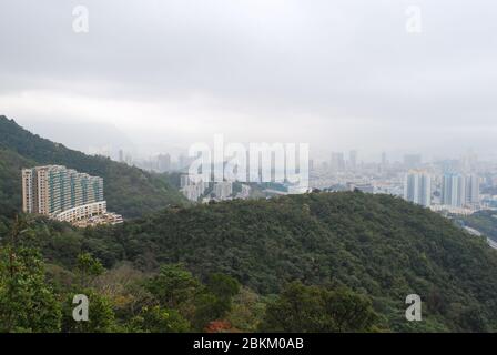 Urban Sprawl Highrise Apartmentblöcke Herrenhäuser Wohnungen High-Density Concrete New Territories Hong Kong Stockfoto