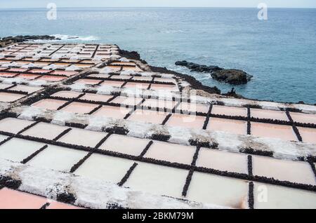 Salzverdunstungsteiche von Salinas de Fuencaliente in La Palma, Kanarische Inseln Stockfoto