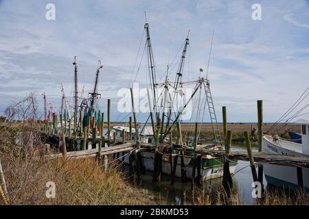 St Helena USA - 21. Februar 2015 - Fischerboote im Hafen von St Helena Island in South Carolina USA Stockfoto