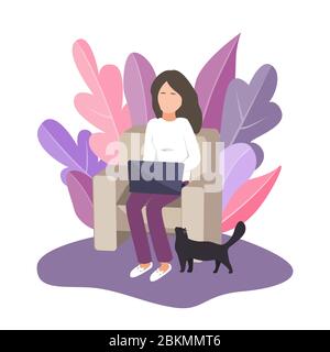 Arbeiten Sie zu Hause. Junge Frau, die auf dem Laptop arbeitet, während sie bequem im Stuhl sitzt. Remote-Arbeit während des Covid-19-Ausbruchs. Vektorgrafik. Stock Vektor