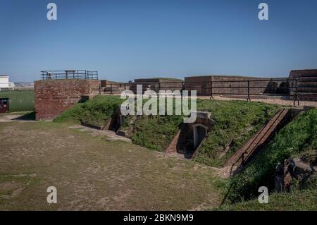 Shoreham Fort bewacht den Hafen von Shoreham und den Eingang zum Fluss Adur in West Sussex, Großbritannien Stockfoto