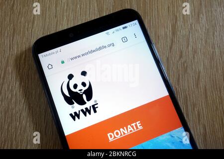 Website des World Wide Fund for Nature (WWF) (www.worldwildlife.org) auf dem Smartphone angezeigt Stockfoto