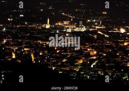 Florenz Panorama bei Nacht von Fiesole Stockfoto