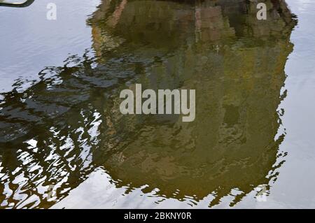 Talybont Reservoir and Tower, Brecon Beacons, Wales Stockfoto