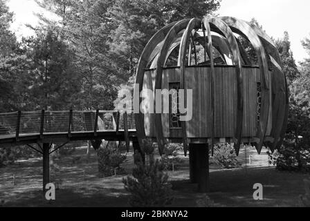 Ruhiges Mark Treehouse Woodland House Naturgebiet Royal Botanic Gardens Kew Gardens, Richmond, London von Blue Forest Designer Peaceful Tree Forest Stockfoto