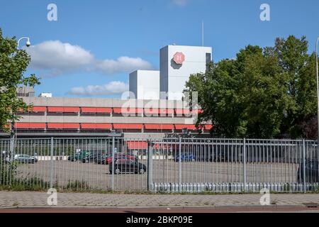 Utrecht, Niederlande. Mai 2020. UTRECHT, 05-05-2020, Dutchnews, Douwe Egberts Headquarters, Douwe Egberts hoofdkantoor Credit: Pro Shots/Alamy Live News Stockfoto