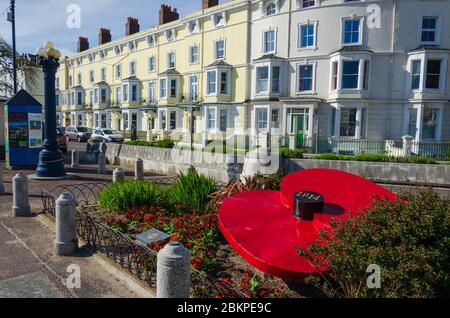 Llandudno, UK: 6. Mai 2019: Das Kriegsdenkmal Llandudno befindet sich an der Promenade. Stockfoto