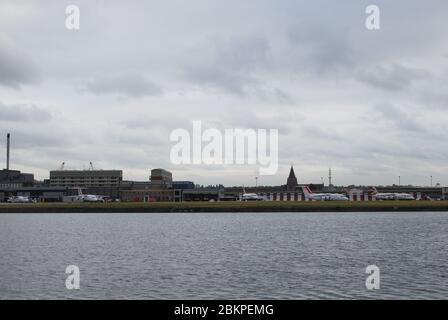 London City Airport Hartmann Rd, Royal Docks, London E16 2PX von Richard Seifert Mowlem Brymon Airways Stockfoto