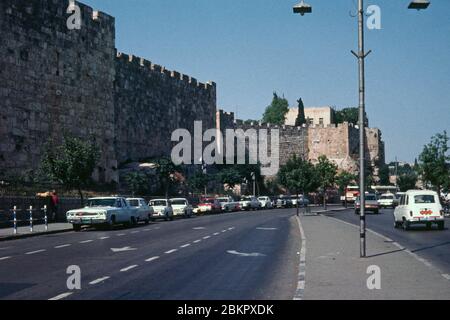 Aufnahme der Sultan Suleiman Straße in Ost-Jerusalem in den frühen 1970er Jahren. Israel Stockfoto