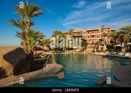 Ägypten, Oberägypten, Niltal, Assuan, das Sofitel Legend Old Cataract Hotel vor der Insel Elephantine Stockfoto