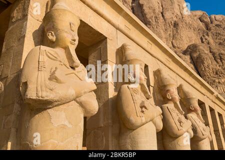 Ägypten, Oberägypten, Niltal, Umgebung von Luxor, West Theben, Theben Nekropole als Weltkulturerbe der UNESCO, Deir el-Bahari, der Tempel der Hatschepsut Stockfoto