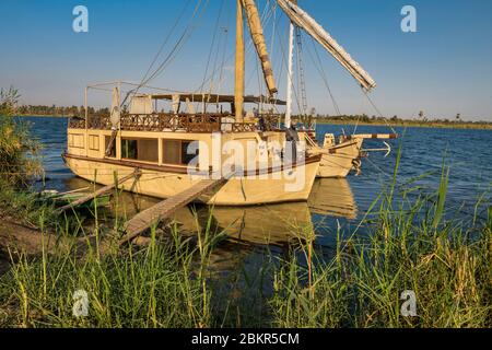 Ägypten, Oberägypten, Felucca am Nil zwischen Luxor und Assuan Stockfoto
