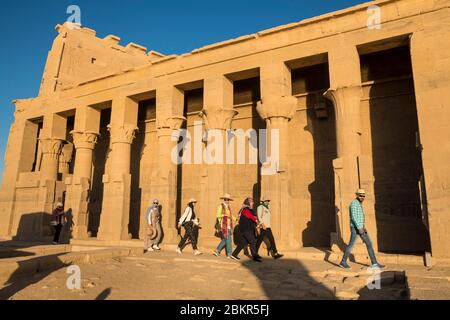 Ägypten, Oberägypten, Niltal, Assuan, Agilkia Insel, Philae Tempel als Weltkulturerbe der UNESCO, Kolonnade aus Isis Tempel Stockfoto
