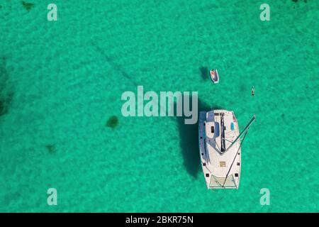 Seychellen, Insel Cerf, Bootsanlegestelle und Frauenschwimmbad (Luftaufnahme) Stockfoto