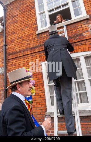 Tutti Männer, Tutti Tag, traditionellen jährlichen Hocktide Festival, Hungerford, Berkshire, England Stockfoto