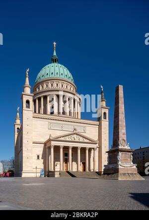 Potsdam, rekonstruierter Alter Markt, Nikolaikirche und Obelisk Stockfoto