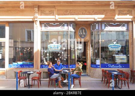 Frankreich, Haute Vienne, Limoges, Rue Adrien Dubouche, EIN niederes Paradies, Fast Food und lokale Spezialitäten Stockfoto