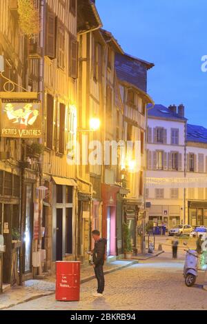 Frankreich, Haute Vienne, Limoges, historisches Viertel des Schlosses, Rue de la Boucherie mit seinen Fachwerkhäusern Stockfoto