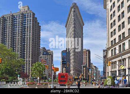 Vereinigte Staaten, New York, Flatiron Gebäude an der Kreuzung von 5th Avenue und Broadway Stockfoto