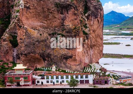 China, Ost-Tibet, oder Kham, Qinghai, Nagchu, Negyama Tempel und heiligen Berg Stockfoto