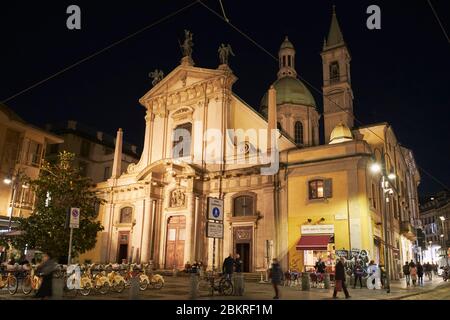 Italien, Lombardei, Mailand, Via Torino, San Giorgio al Palazzo Kirche (Chiesa di San Giorgio al Palazzo) bei Nacht Stockfoto