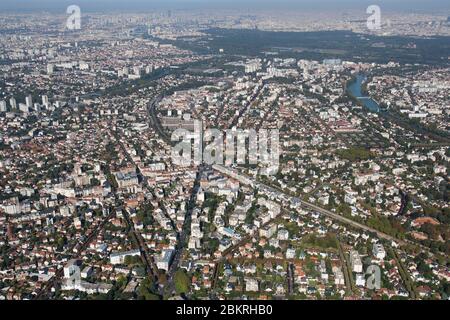 Frankreich, Val de Marne, Saint Maur des Fosses, Bahnhofsviertel (Luftaufnahme) Stockfoto