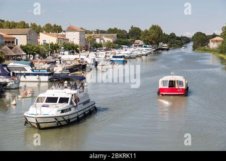 Frankreich, Gard, Saint Gilles Marina. Camargue Canal Stockfoto