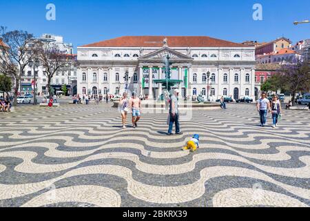 Portugal, Lissabon, Baixa, Dom Pedro IV Platz und das Dona Maria II Nationaltheater Stockfoto