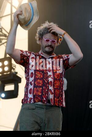 Julian Barratt (Howard Moon) von The Mighty Boosh auf der Bühne beim Big Chill Festival am 2. August 2008. Bild von Simon Hadley. Stockfoto