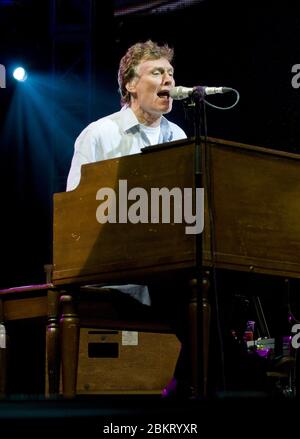 Steve Winwood tritt beim Fairport Convention Festival, Cropredy, Oxfordshire, Großbritannien auf.13. August 2009. Bild von Simon Hadley/ Alamy Stockfoto