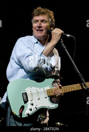 Steve Winwood tritt beim Fairport Convention Festival, Cropredy, Oxfordshire, Großbritannien auf.13. August 2009. Bild von Simon Hadley/ Alamy Stockfoto