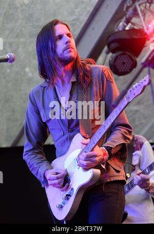 Der amerikanische Musiker Jonathan Wilson auf der Bühne beim Moseley Folk Festival, Birmingham. September 2012. Bild von Simon Hadley Stockfoto