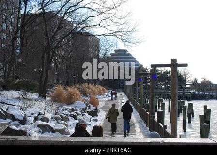 Battery Park City Esplanade South Cove Park, Lower Manhattan, New York, Usa Stockfoto