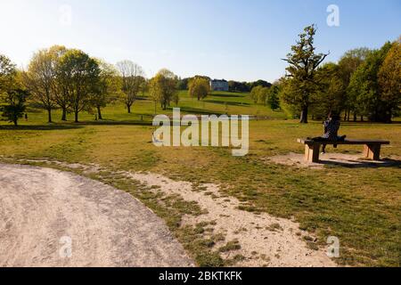 Beckenham Place Park, Beckenham, London, Großbritannien. Ein Vorstadtpark, der vom Londoner Stadtteil Lewisham verwaltet wird. Stockfoto