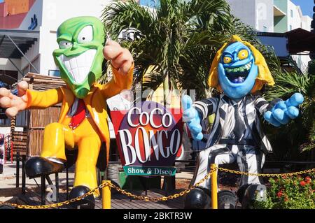 CANCUN, MEXIKO - FEBRUAR 2019: Coco Bongo Club in Cancun. Stockfoto